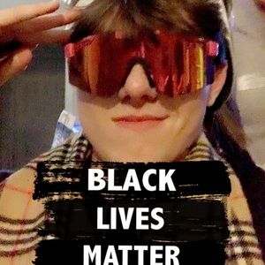 Meet your Posher, Blake